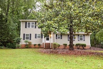 Building Photo - 1718 Country Park Way