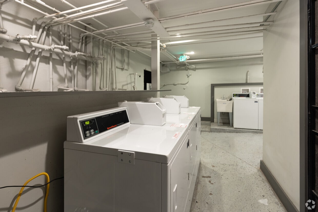 NRE The Bard Apartments Apartments in Los Angeles, CA Westside