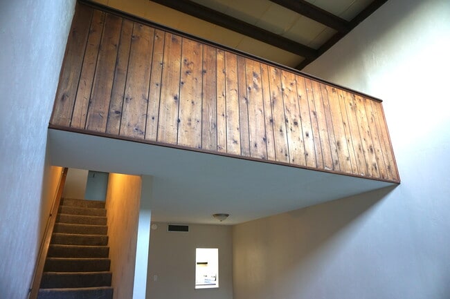 Foto del edificio - 705 SW 75th St