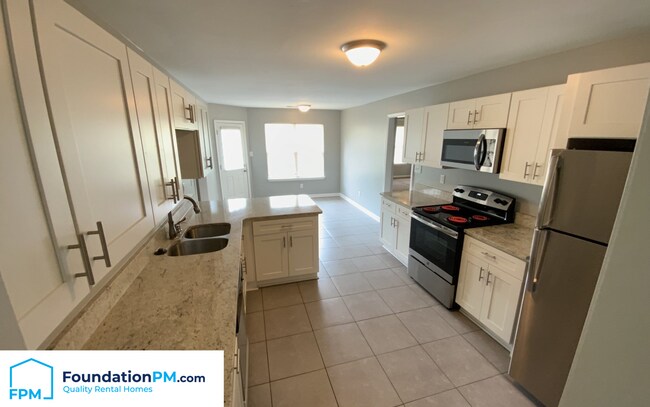 Building Photo - 9420 Grove Rd