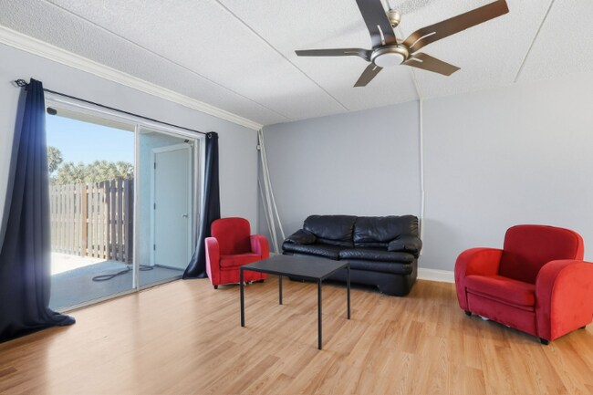 Foto del edificio - 2862 Somerset Park Dr