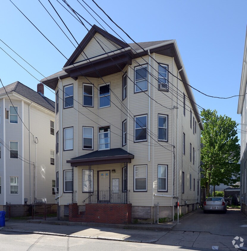 Building Photo - 134 Tallman St