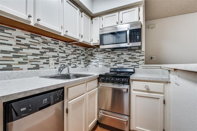 Foto principal - 2311 Basil Dr