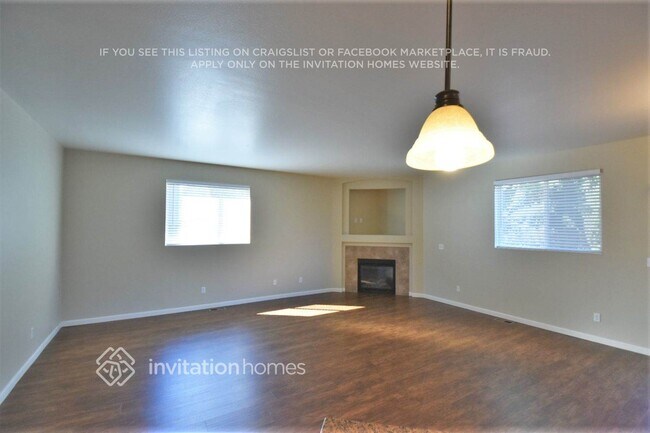 Foto del edificio - 19412 90 Ave Ct E