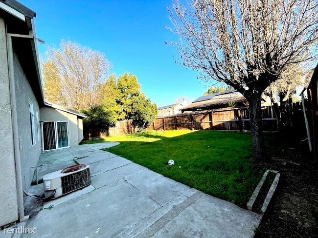 Building Photo - 3 br, 2 bath House - 3722 Wild Rose Ln