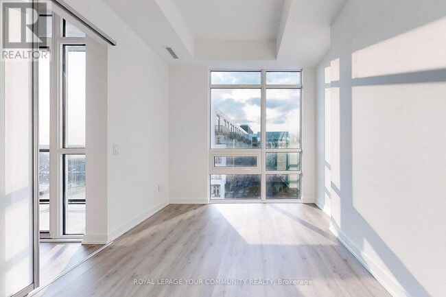 Building Photo - 3005 Pine Glen Rd