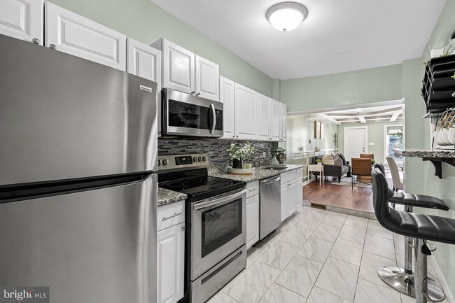 Foto del edificio - 926 W Pratt St