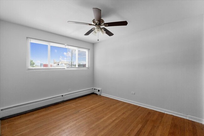 Foto del edificio - 6717 N Hermitage Ave