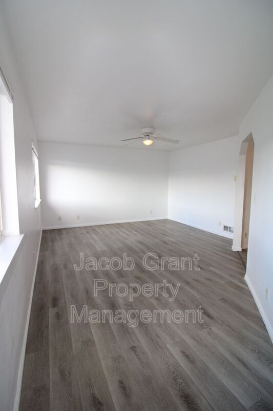 Building Photo - 639 Hoopes Ave