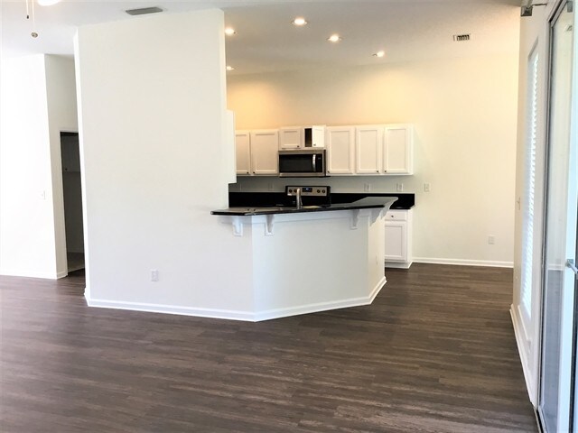 Foto del edificio - 125 Whisper Ridge Dr