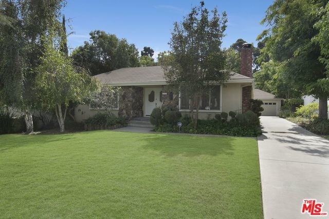 Foto principal - 722 25th St