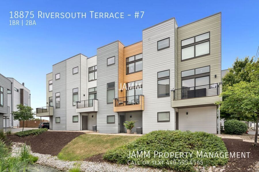 Primary Photo - 18875 Riversouth Terrace