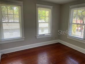 Building Photo - 1243 E Ridgewood St