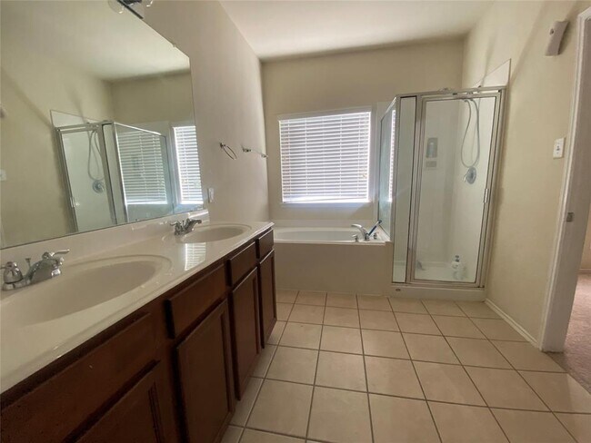 Building Photo - 3034 Winslow Forest Ln