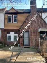 Building Photo - 1526 Mayland St