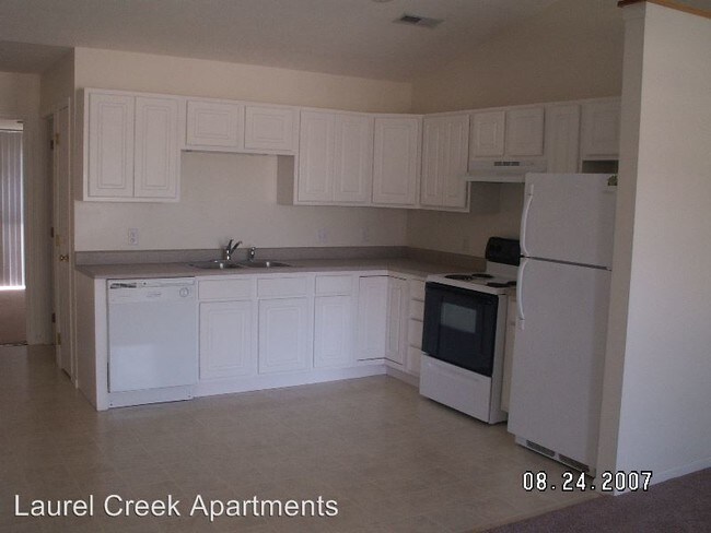 Building Photo - 2236 Shamrock Ln