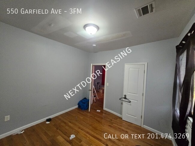 Photo - 550 Garfield Ave Apartment