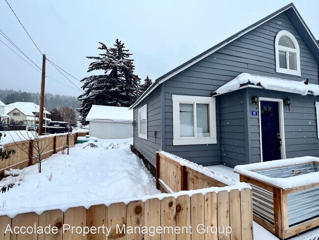 Building Photo - 2 br, 1.5 bath House - 309 North 2nd Street