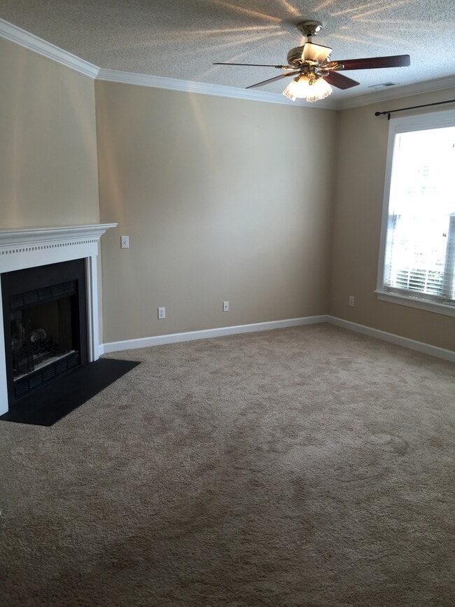 Foto del edificio - 8605 London Park Ct