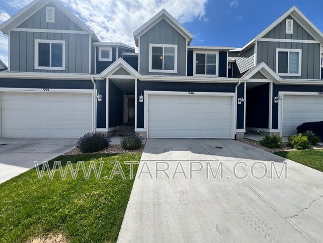 Building Photo - 346 Grassland Dr