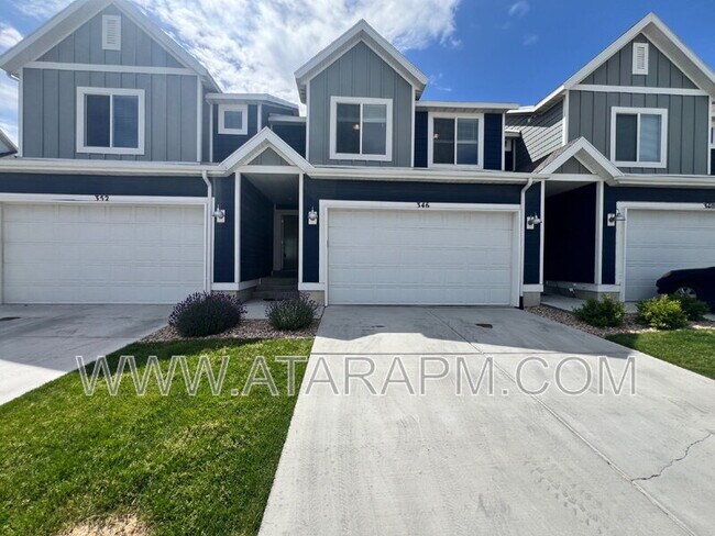 Foto del edificio - 346 Grassland Dr