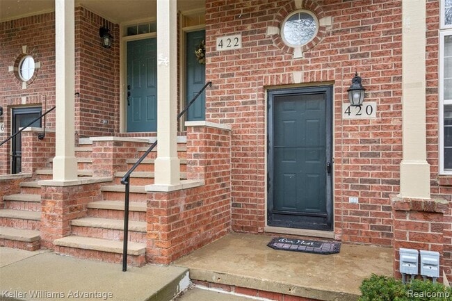 Foto del edificio - 420 Old Pine Way