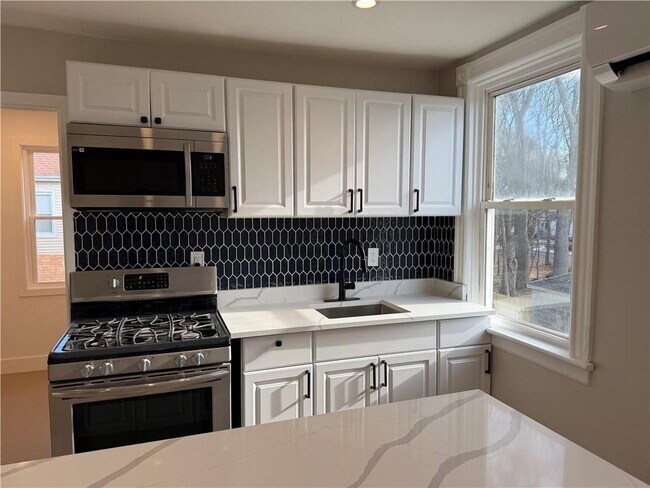 Foto del edificio - 52 Southern St