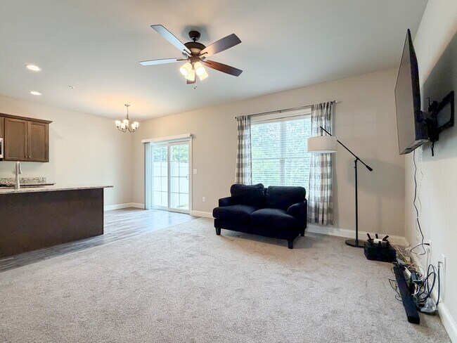 Foto del edificio - 207 Sage Blvd