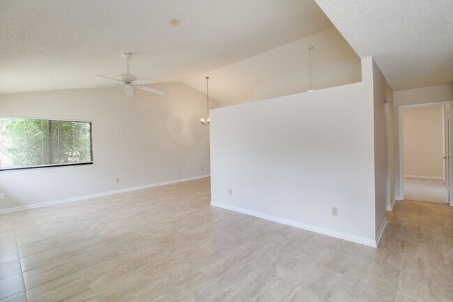 Foto del edificio - 754 Forest St