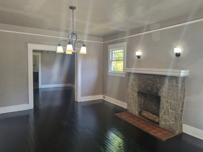 Foto del edificio - 2804 S Cherry St