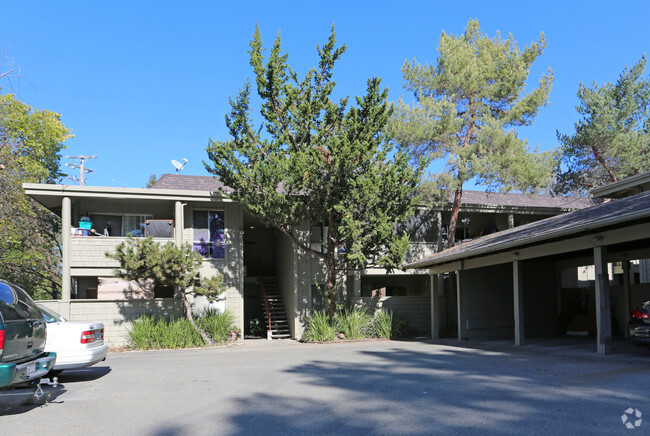 Foto del edificio - Danville Creekside