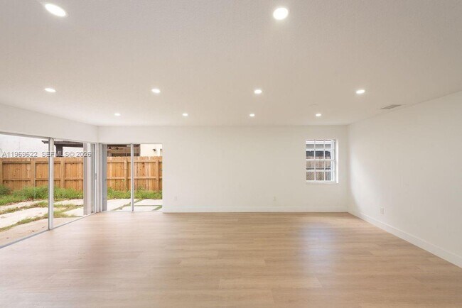 Foto del edificio - 13912 SW 103rd Ln