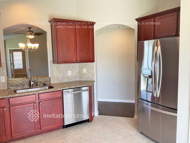 Foto del edificio - 4253 Warwick Hills Dr