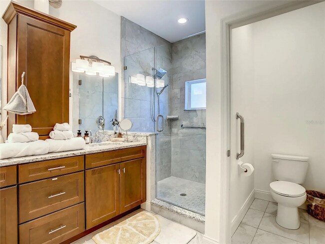 Foto del edificio - 902 8th Ave NW