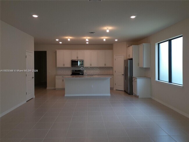 Foto del edificio - 8214 Hanoverian Dr