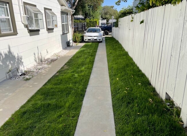 Foto del edificio - 21920 Galvez St