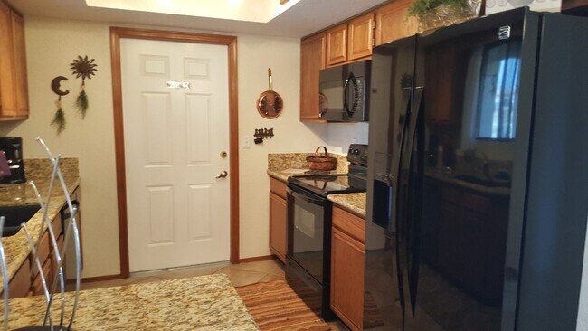 Foto del edificio - Short Term Furnished Rental