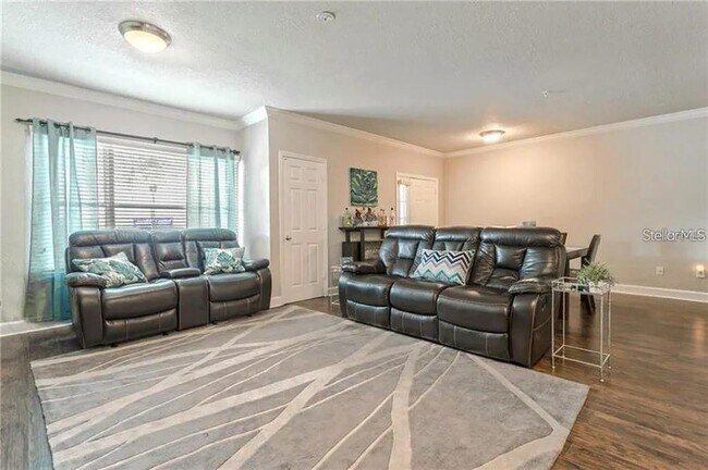 Building Photo - 450 S Orange Ave