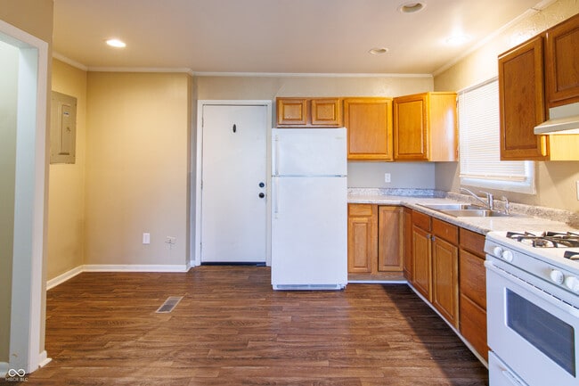 Building Photo - 105 Mohawk Ct