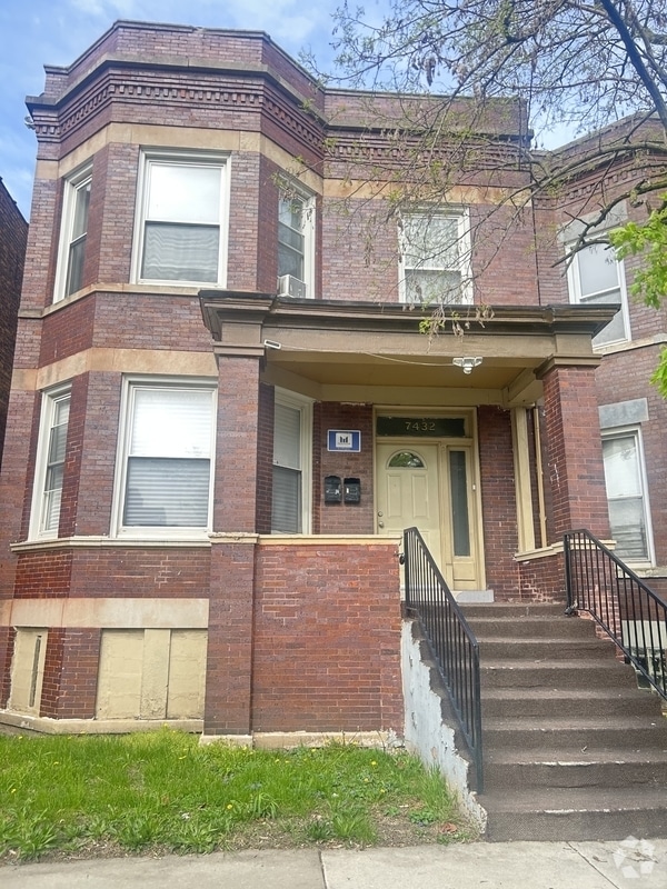 Building Photo - 7432 S Blackstone Ave