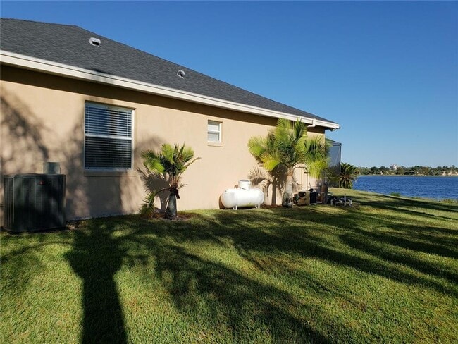 Building Photo - 10309 Luton Ct
