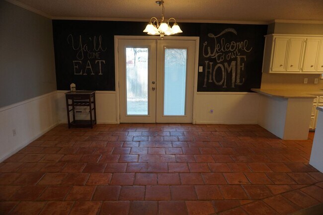 Building Photo - Beautiful 3/2 On A Cul-De-Sac!