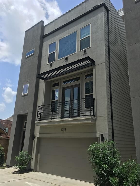 Foto principal - 1714 Oakdale St