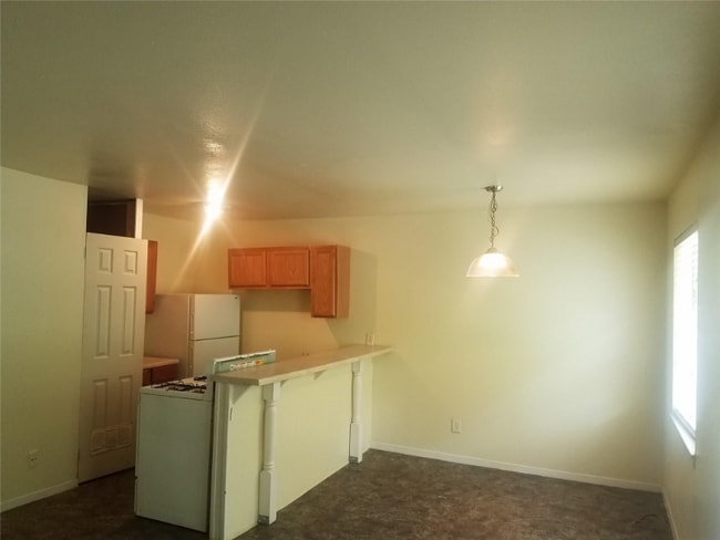 Photo - 3502 Campbell St Apartment