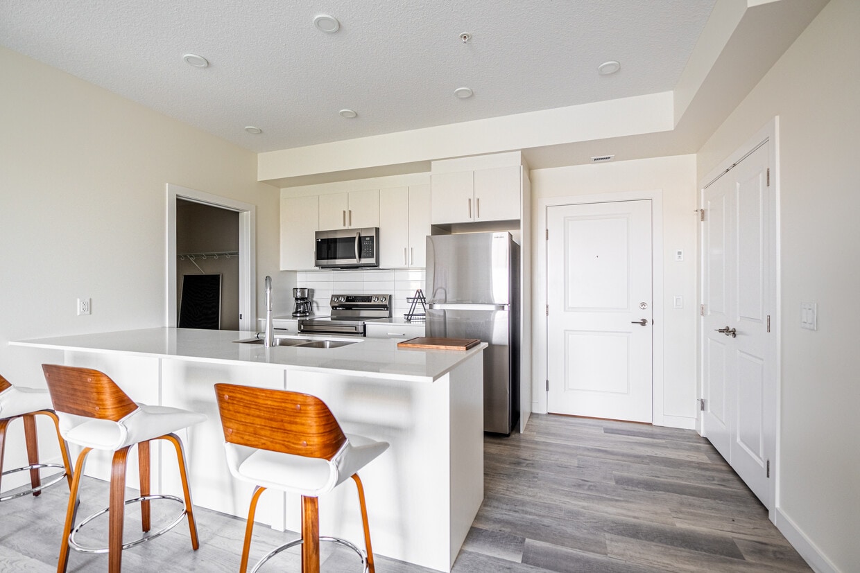 Photo principale - 14009 28 Av SW