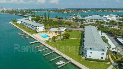 Building Photo - 771 John Ringling Blvd