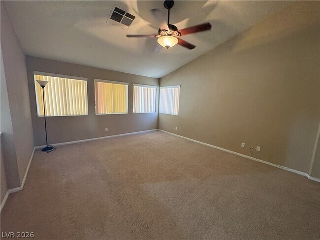 Foto del edificio - 1737 Sequoia Dr