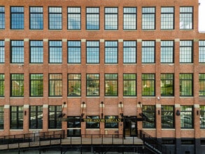 Building Photo - 7 Island Ave
