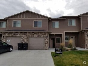 Building Photo - 726 Pebble Beach Rd