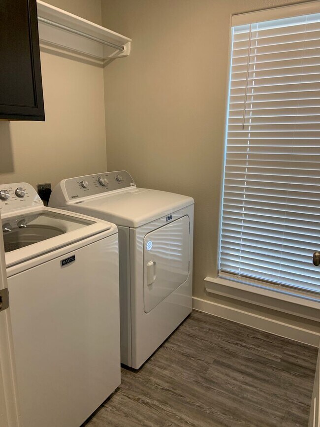 Building Photo - BRAND NEW Upland Crossing- 4 Bedroom Ready...